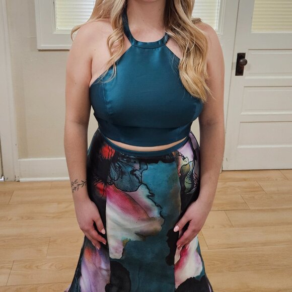 Size 12 Teal/Watercolor Ellie Wilde Prom, Pageant, Etc. - Picture 2 of 5